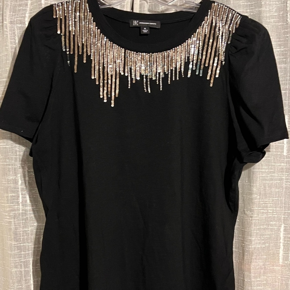 Black short sleeve top